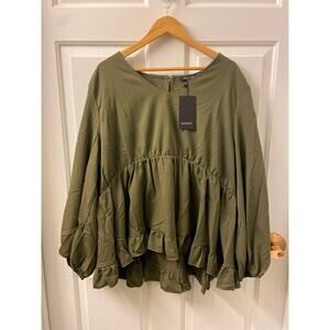 NWT Curvey Girl Ruffle Babydoll Top